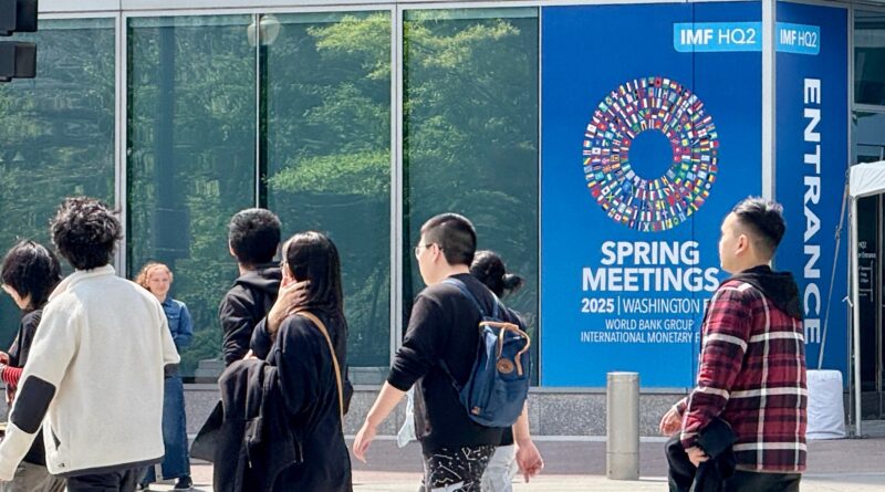 IMF warns Parfs looking for more economic people